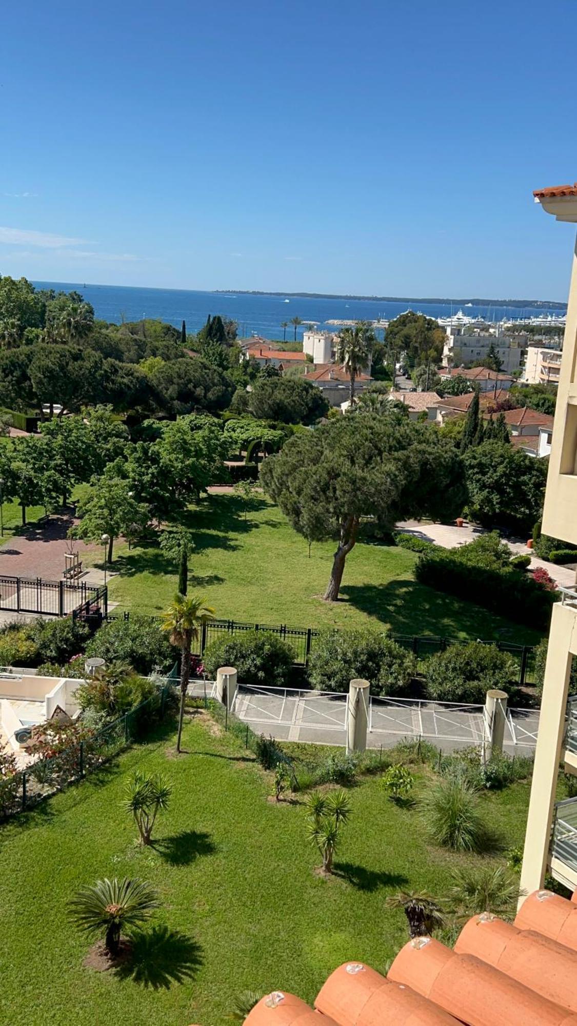 Duplex Villa Les Pins 89M2 Et Terrasse 30M2 앙티브 외부 사진