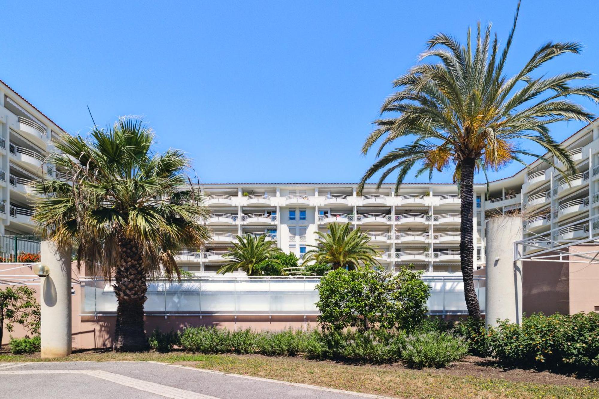Duplex Villa Les Pins 89M2 Et Terrasse 30M2 앙티브 외부 사진